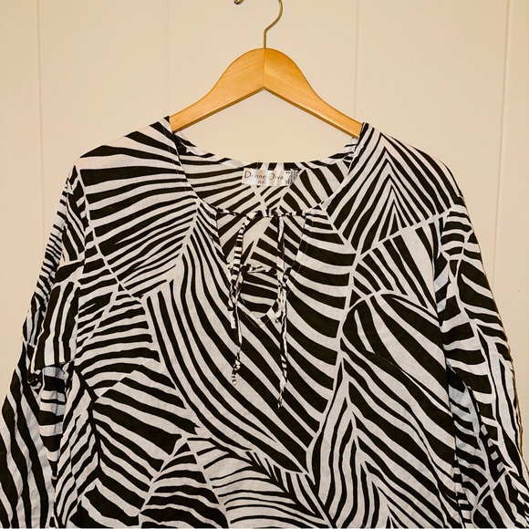 Divine Diva palm print shirt - Picture 2 of 7
